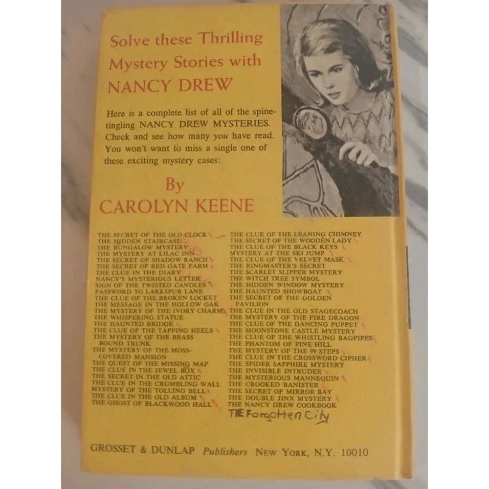no brand vintage nancy